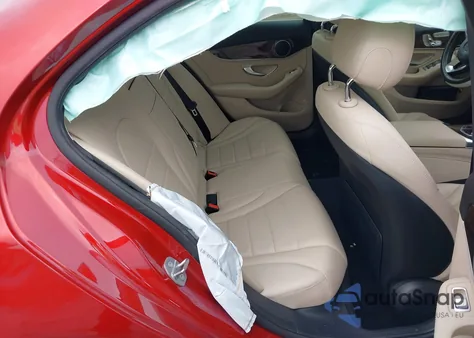 2018 Mercedes-Benz C 300 из США, поврежденный, VIN WDDWF4JB5JR359167